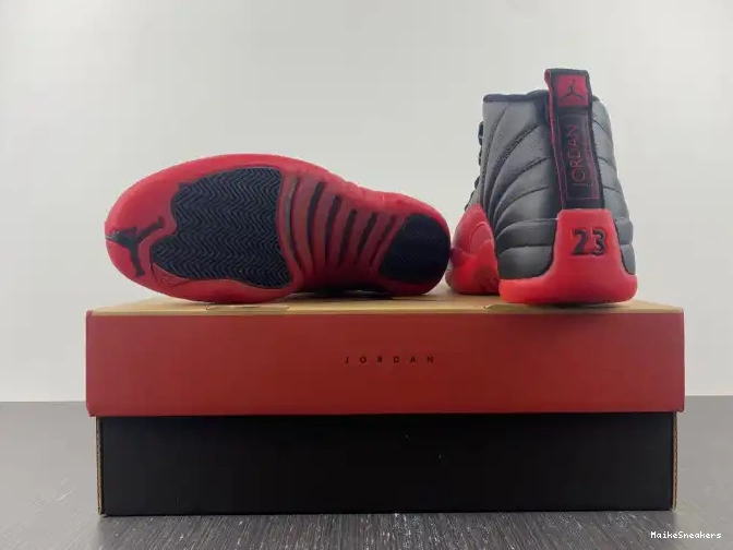 MaikeSneakers (2016) 12 Flu Jordan Game 130690-002 Retro 0518